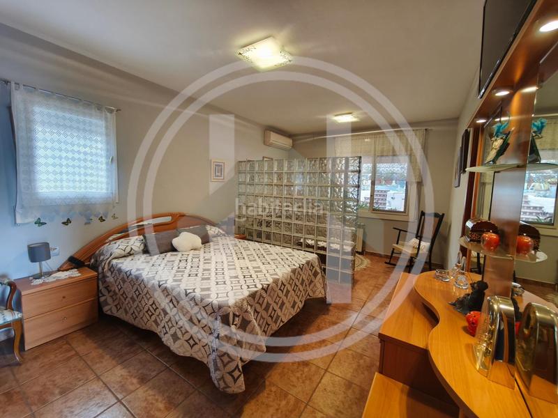 Foto b798f971-2372-4a97-8a1c-0176d3fe0aeb. Casa con riscaldamento parcheggio piscina in Cànoves i Samalús