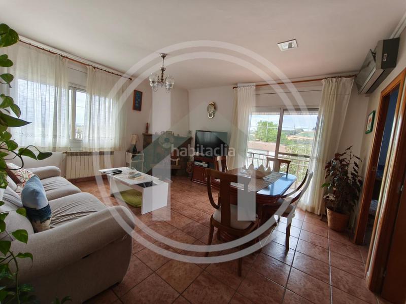 Foto f280a367-9092-4287-8111-a8559a2d07f0. Casa con riscaldamento parcheggio piscina in Cànoves i Samalús