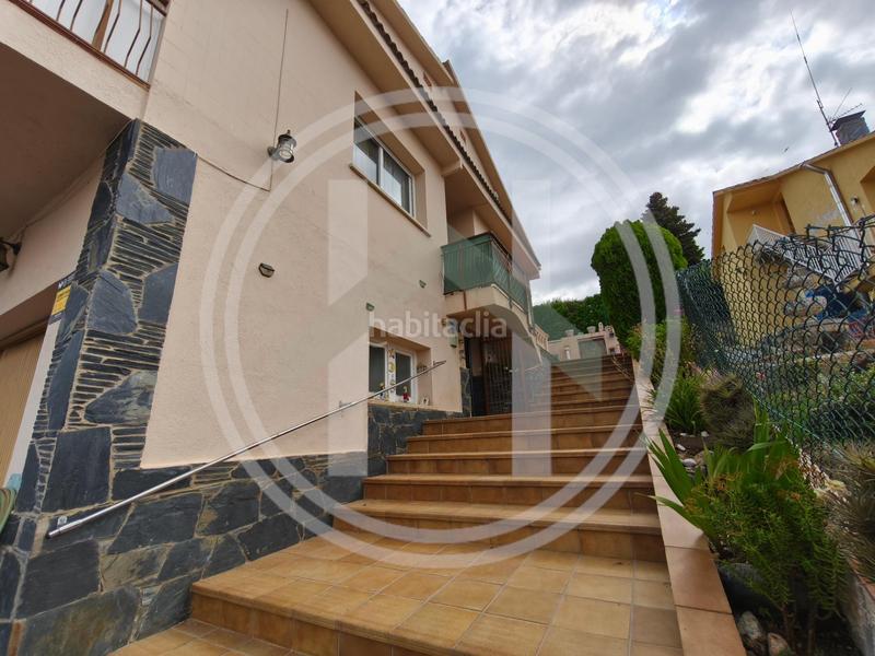 Foto f7b27b88-27e2-48b3-a7fd-0fa398f8aed4. Casa con riscaldamento parcheggio piscina in Cànoves i Samalús