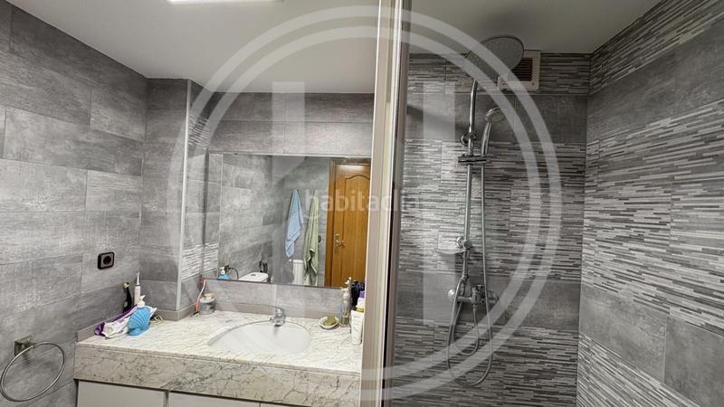 Foto a9fb73a0-ae12-47d5-afbe-3ebf87ede3bd. Piso  con parking en el centro en Sota el cami ral Granollers