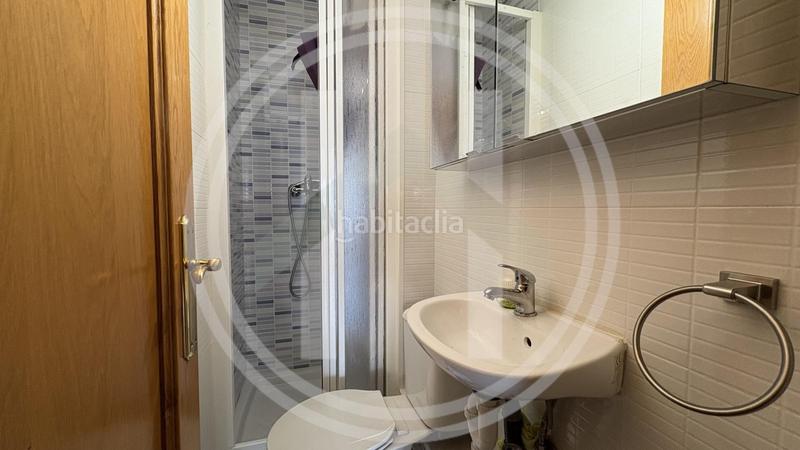 Foto b2112054-96c7-45a2-b438-fc8115e7a7c8. Piso  con parking en el centro en Sota el cami ral Granollers