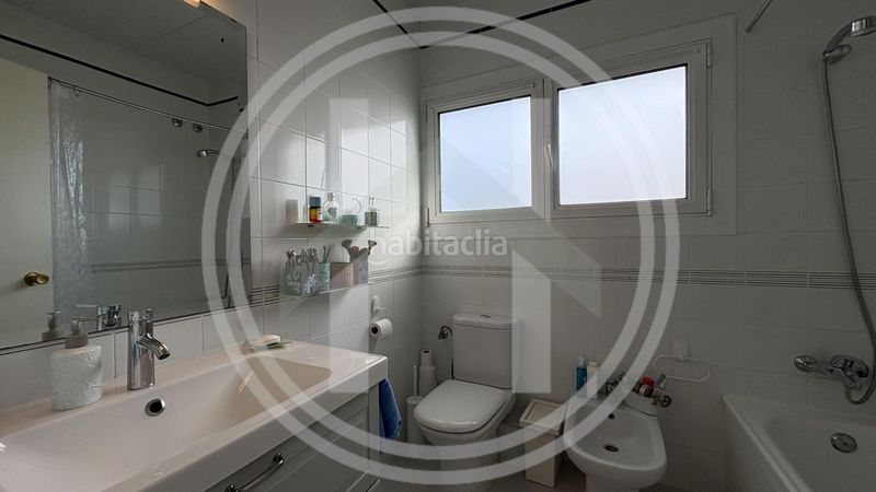 Foto 5198b883-a61c-42d0-8bab-0c98a7b6b369. Casa amb aparcament a Cardedeu