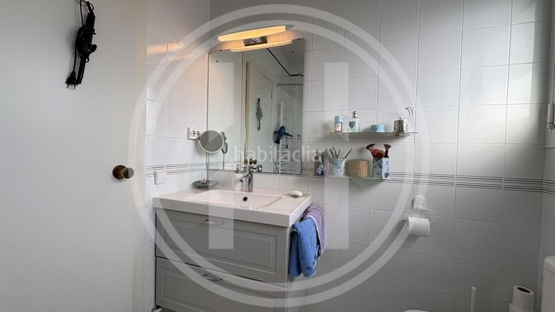 Foto b0e50c0c-a189-46ff-bd38-cdfc86808f2b. Casa amb aparcament a Cardedeu