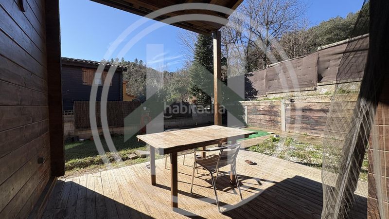 Foto a2e80468-ed86-40d3-8bb7-de6db4a3e7c8. Casa amb aparcament a Gualba