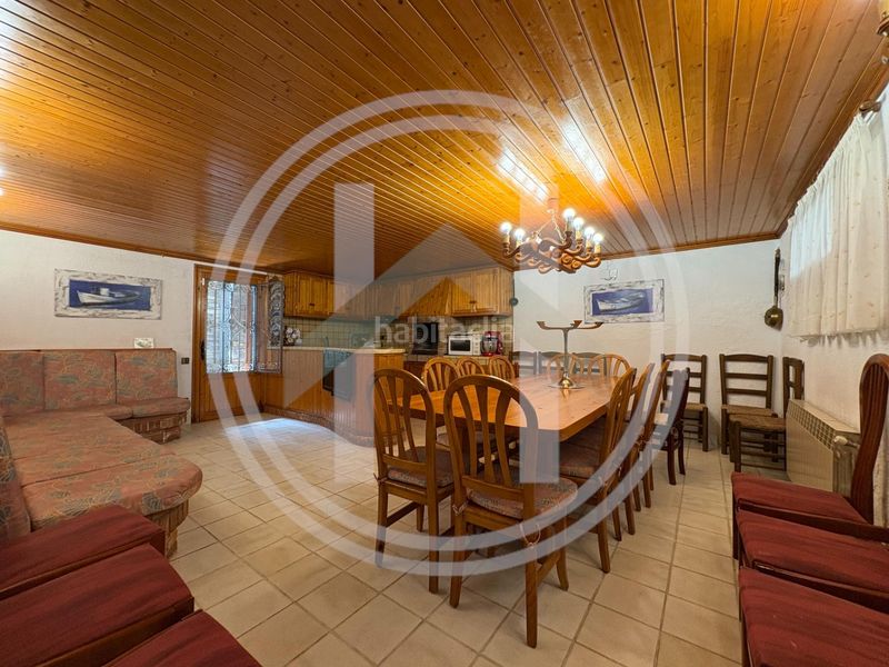 Foto a583e718-6b10-41b8-b1c3-8bbc65c73af3. Casa amb calefacció aparcament piscina a Cardedeu