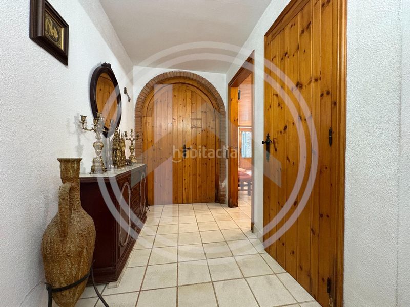 Foto cd007fd1-3168-4455-891c-a62e3d69963b. Casa amb calefacció aparcament piscina a Cardedeu