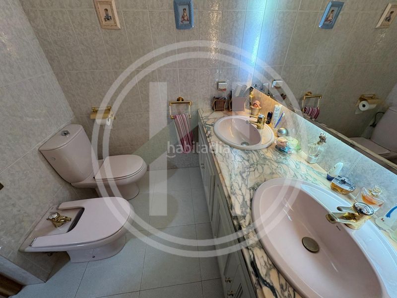 Foto d21bed2e-199a-4fbc-8b68-d1d17fa39173. Casa amb calefacció aparcament piscina a Cardedeu