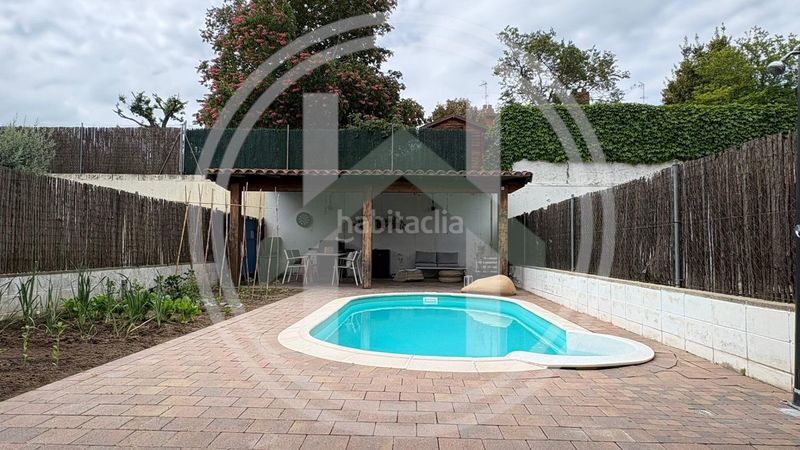 Foto fde80539-3db1-42d5-9dd9-702138069295. Casa amb calefacció aparcament piscina a Cardedeu
