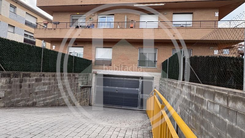 Foto d7658c2b-d026-4b52-a11e-e59d3173926c. Pis amb calefacció aparcament a Sant Celoni