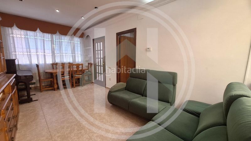Foto dfb39d17-dbf5-4428-8cad-6a40c2283b79. Planta baixa amb calefacció aparcament a Cardedeu