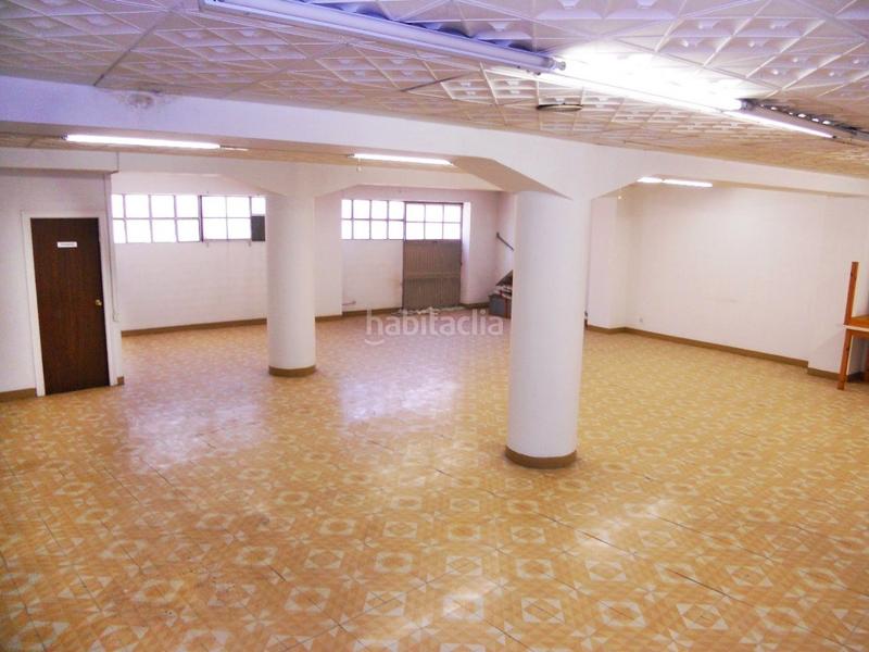 Foto 8d3569a3-b684-4811-a836-e3789a934db2. Capannone industriale in Barri Antic Manresa