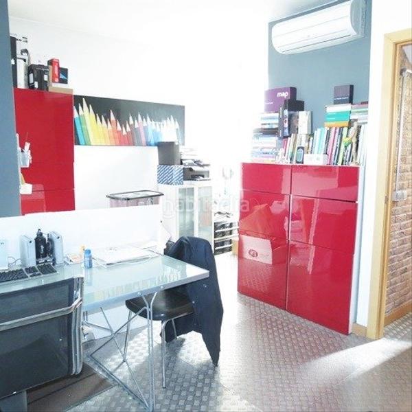 Foto 3f976cf6-b675-4e86-b097-eb7285815646. Lloguer local comercial a Centre Sabadell