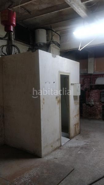 Foto 9626db07-cd6a-4b4a-a40e-b70433f87f27. Lloguer local comercial a Barri del Centre Terrassa