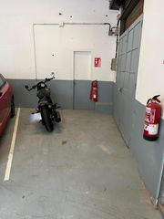 Autoparkplatz in Sant Llorenç Savall