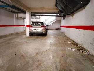 Aparcament cotxe  Carrer ignasi iglesias. Pk en el poblenou