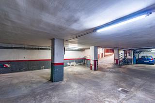 Location Parking voiture  Carrer sant joan. Oportunidad en centro vila