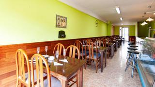 Local commercial  Carrer montseny. Barrestaurante preparado para empezar