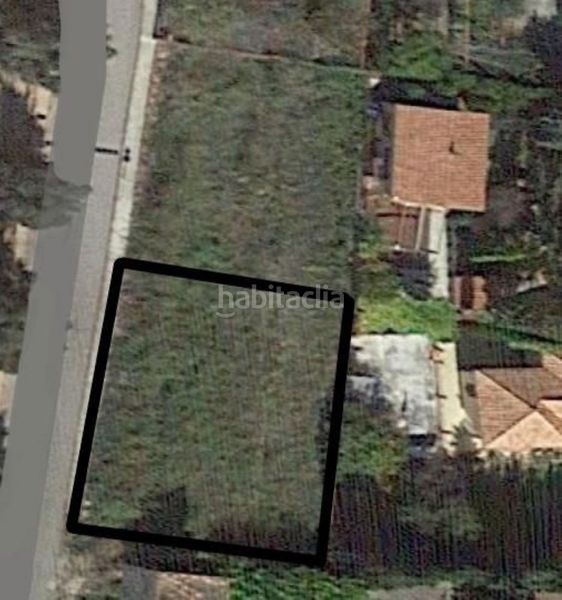 Foto 3decff91-65ea-4aa0-81a8-73a30b33e4c3. Terreny residencial a Pontons