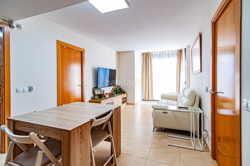 Foto 2c97969d-52c8-46e2-a33d-dae8fba9a77a. Rent flat with parking in Granada (La)