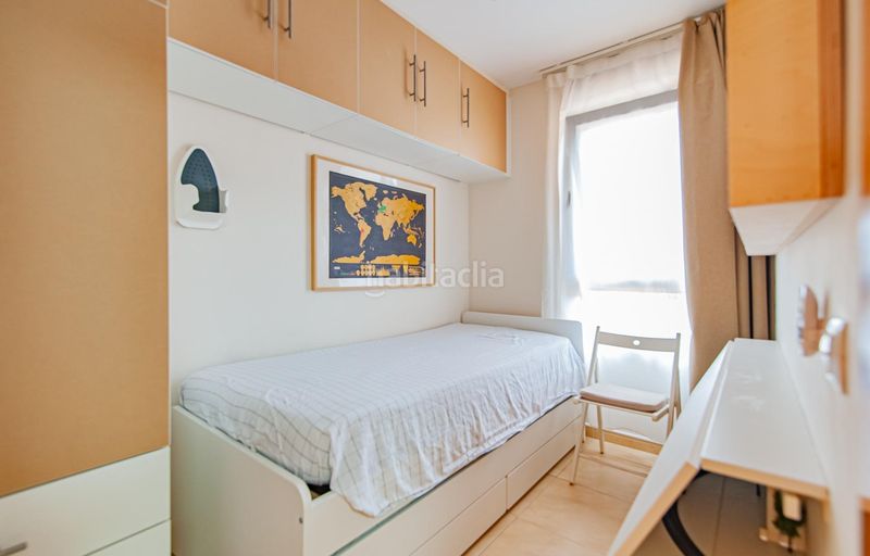 Foto 94db5073-1d30-49c9-b2a1-e9d3debf7a87. Rent flat with parking in Granada (La)