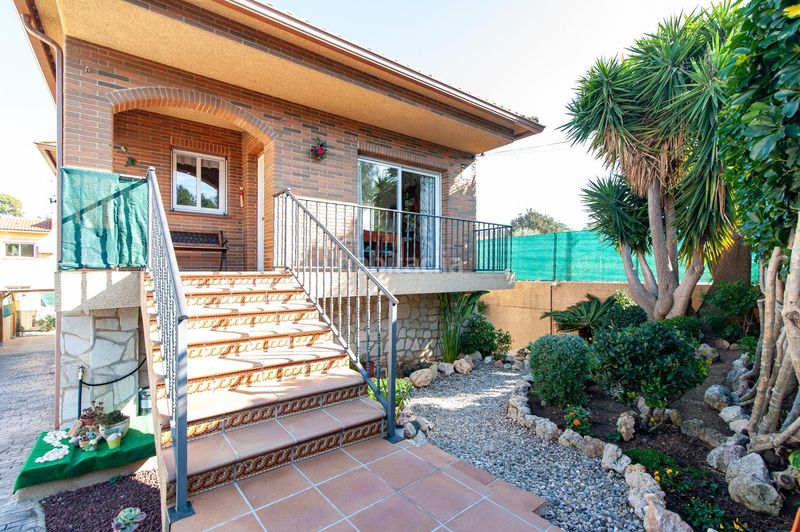 Foto cddb2ac9-0d55-4b67-a034-b179cd4769b0. Haus mit heizung parking pool in La Franquesa-Oasis Park Vendrell (El)