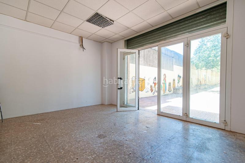 Foto aa749f41-47a8-42f5-bad0-a0ce1b6a39a6. Alquiler local comercial local en plaza boters en Vilafranca del Penedès