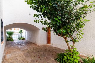 Location Appartement  Calle gracia. Alquiler de temporada  en la playa de st. salvador