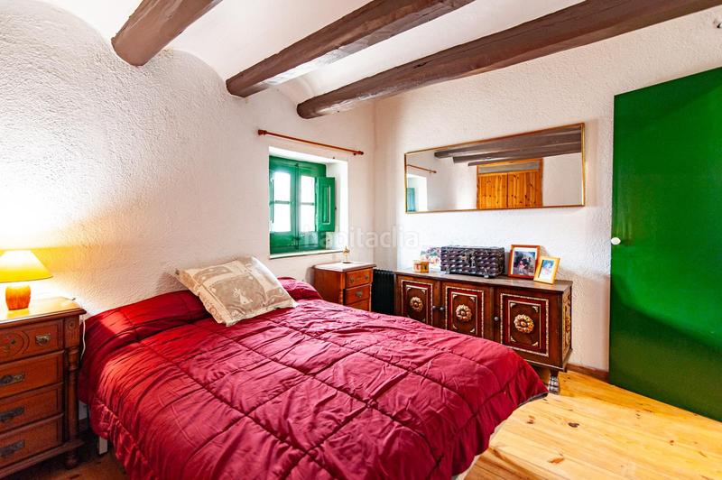 Foto b7796f58-bc89-4a56-a46b-45dad342745f. Casa aparellada a Castellet i la Gornal