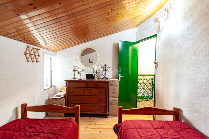 Foto eca6be8d-4ce3-4a12-898c-4f3d01617df1. Casa aparellada a Castellet i la Gornal