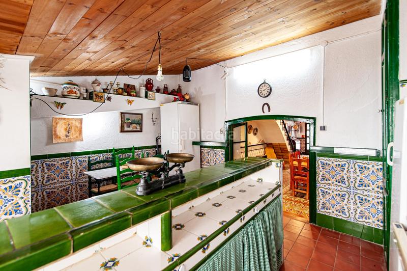 Foto f10f1afb-585a-4b35-9c63-6b62228a34a5. Casa aparellada a Castellet i la Gornal