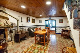 Casa aparellada  Carrer pou. Casa en les masuques