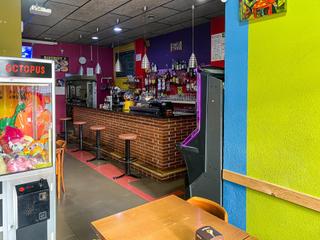 Lloguer Local Comercial  Calle eugeni d'ors. Local en barrio st. julia