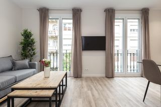 Alquiler Piso  Santalo. Alquiler vacacional de lets live barcelona