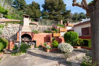 House  Carrer ferran sor. Terreno con 3 viviendas independientes en calafell
