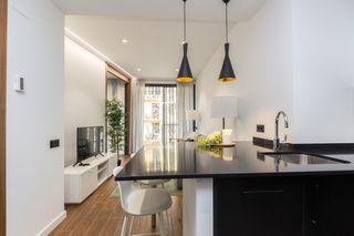 Rent Flat  Calle sardenya. Alquiler de temporada de lets live barcelona