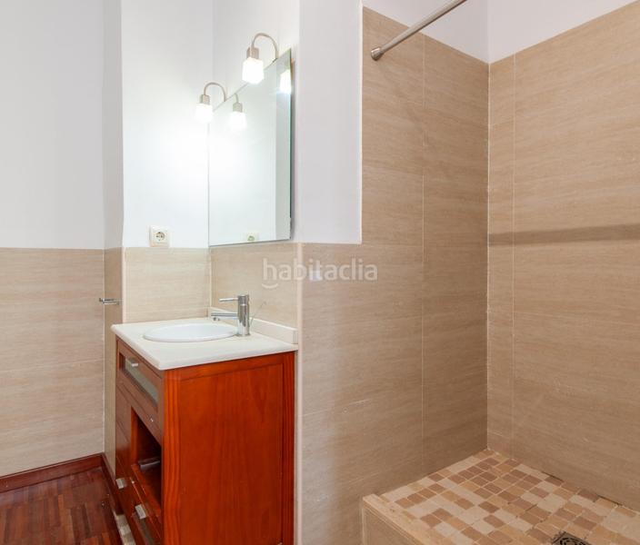 Foto 7a08a434-6d4d-4ce4-a060-d177c783f904. Piso sobreático con vistas a vilafranca del penedés en Vilafranca del Penedès