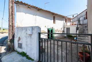 Mas  Calle salinar. Casa a reformar o terreno para edificar
