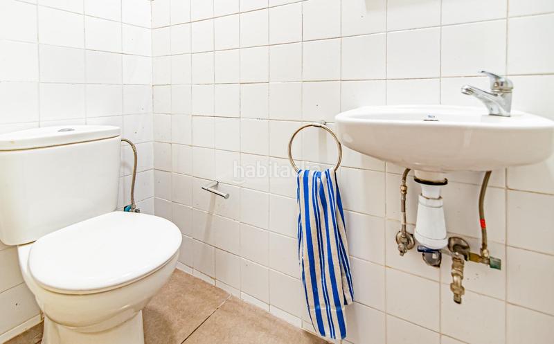 Foto 4734f750-b3f6-49f5-9701-21e78872345c. Affitto locale commerciale in Centre Vila Vilafranca del Penedès