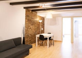 Location Appartement  Magarola. Alquiler temporal cerca de las ramblas de barcelona