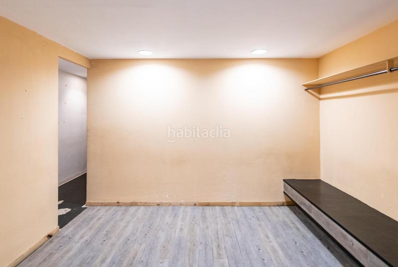 Foto 16ea8de4-4dbc-403f-9da8-04d7eac21ffc. Local comercial en Centre Cornellà de Llobregat