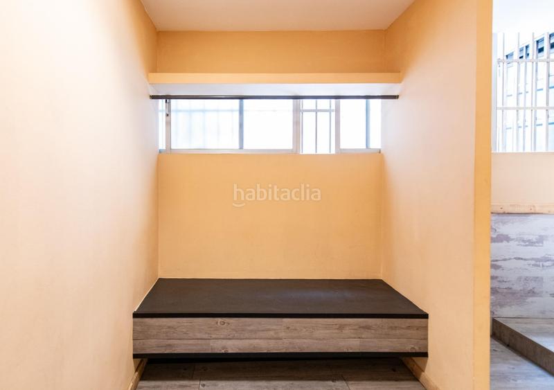 Foto 4aa7dabd-30c1-4030-9647-e52e6be03e9f. Local comercial en Centre Cornellà de Llobregat