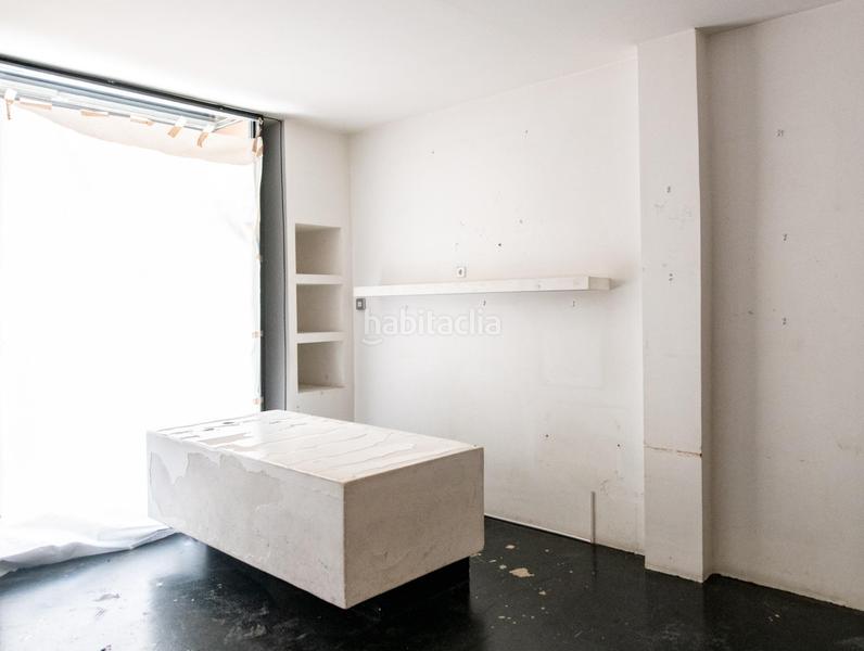 Foto 66246ecb-14bd-4280-96d8-94688773d1c3. Local comercial en Centre Cornellà de Llobregat