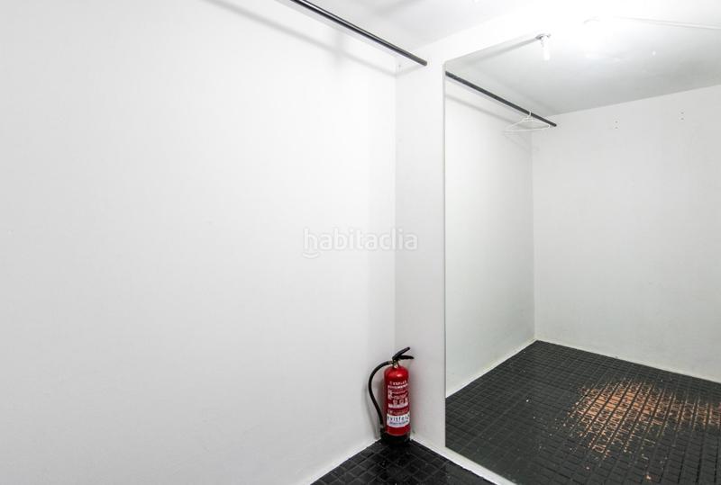 Foto 6a303284-e448-4553-a7bc-6efee94814c8. Local comercial en Centre Cornellà de Llobregat