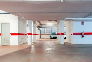 Aparcament cotxe  Avenida catalunya. Plaza de parking para moto en venta  vilafranca del penedès
