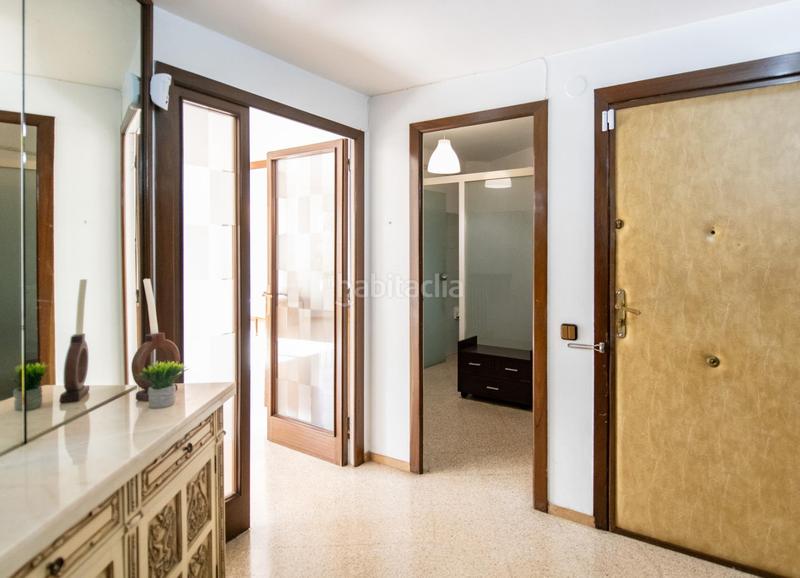 Foto c15d590c-fae7-4a4a-b1a9-bee71fce430f. Miete etagenwohnung mit heizung in Ca n'Aurell Terrassa