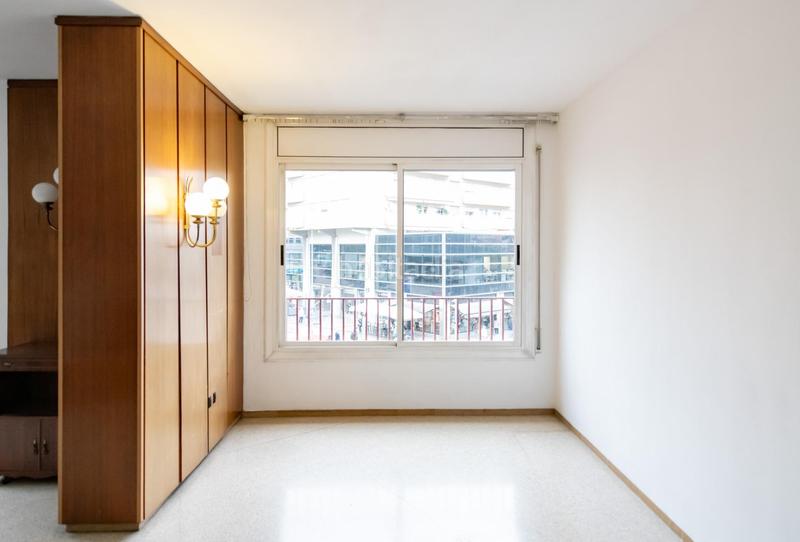 Foto 2868eae5-84f5-4555-8e00-9d8124f06ec5. Rent flat with heating in Ca n'Aurell Terrassa