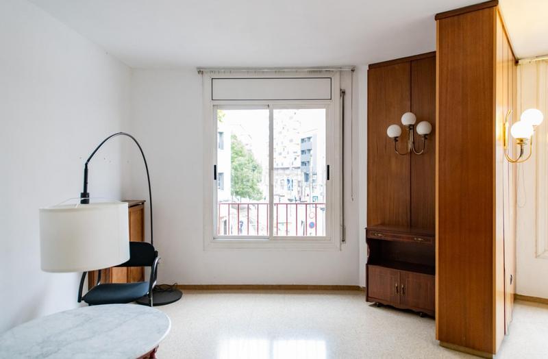 Foto 43990c3c-e454-42ee-ba27-1fb7b451cafe. Rent flat with heating in Ca n'Aurell Terrassa