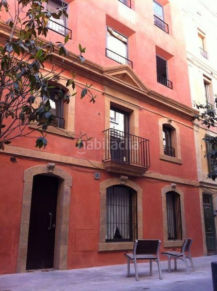 Foto 1fe52df9-07ec-4b68-b083-68dd5d5b29f3. Edifici a Barceloneta Barcelona