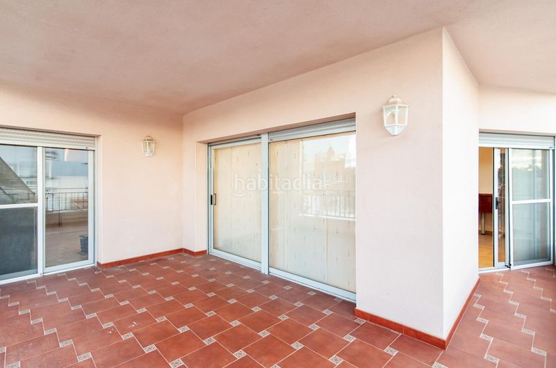 Foto ec09fef7-dc40-45b7-8f86-485d7ccb5b0c. Casa amb calefacció aparcament a Pacs del Penedès