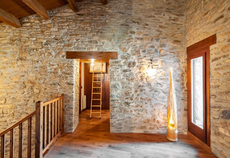 Foto d4ed16dc-7d48-4d19-98c8-c2d01c461ad9. Casa amb calefacció a Torre de Cabdella (La)
